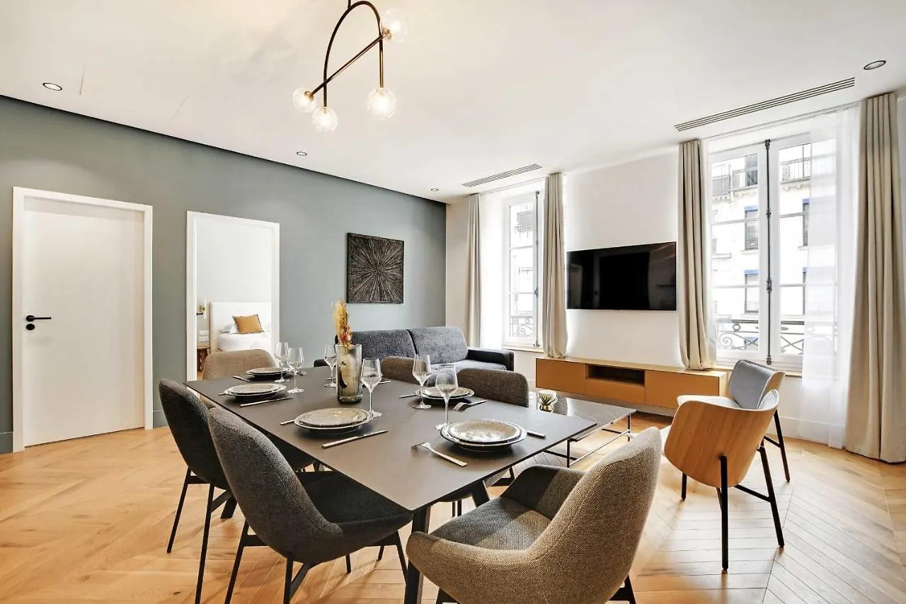 아파트 Stunning - 2br-6p - Opera *